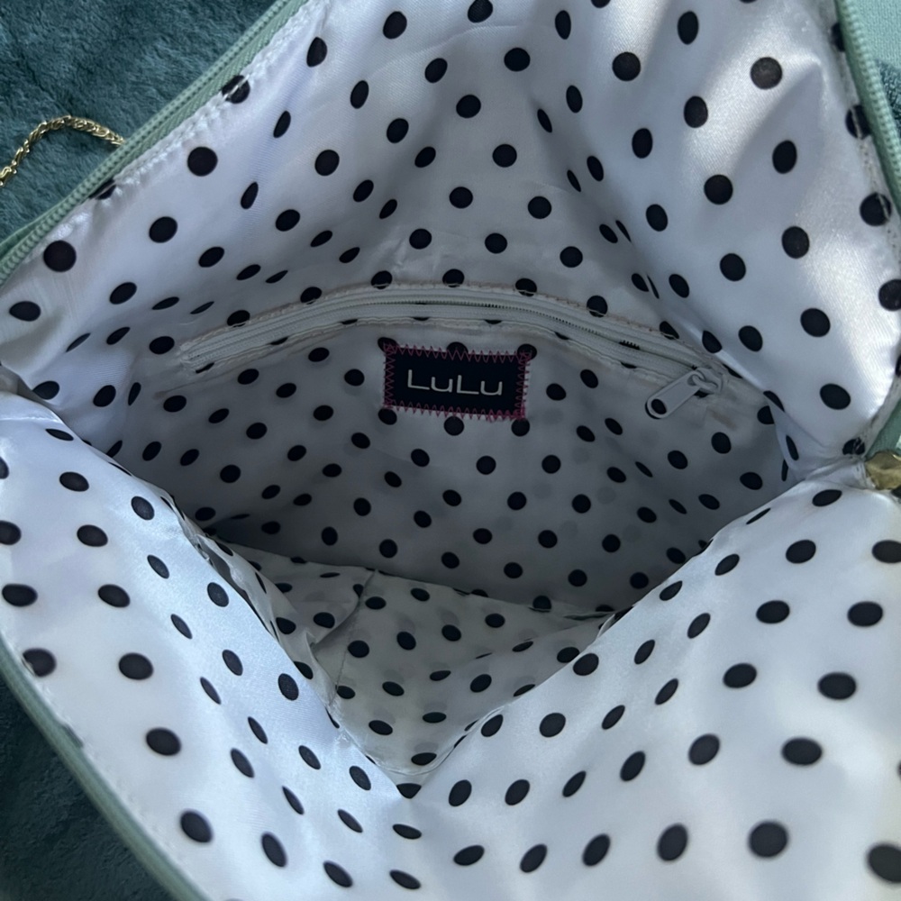NWTs!!! LULU Clutch Purse - Picture 3 of 3